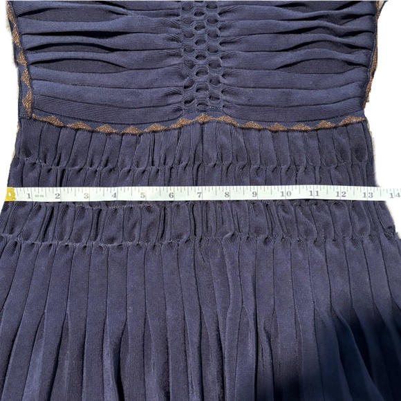 Saks Fifth Avenue Quito Gracie Indigo Synched Waist Midi Dress Size Medium Vneck - Picture 2 of 10